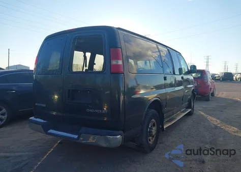 2004 Chevrolet Express from USA, damaged, VIN 1GAHG35U041180049